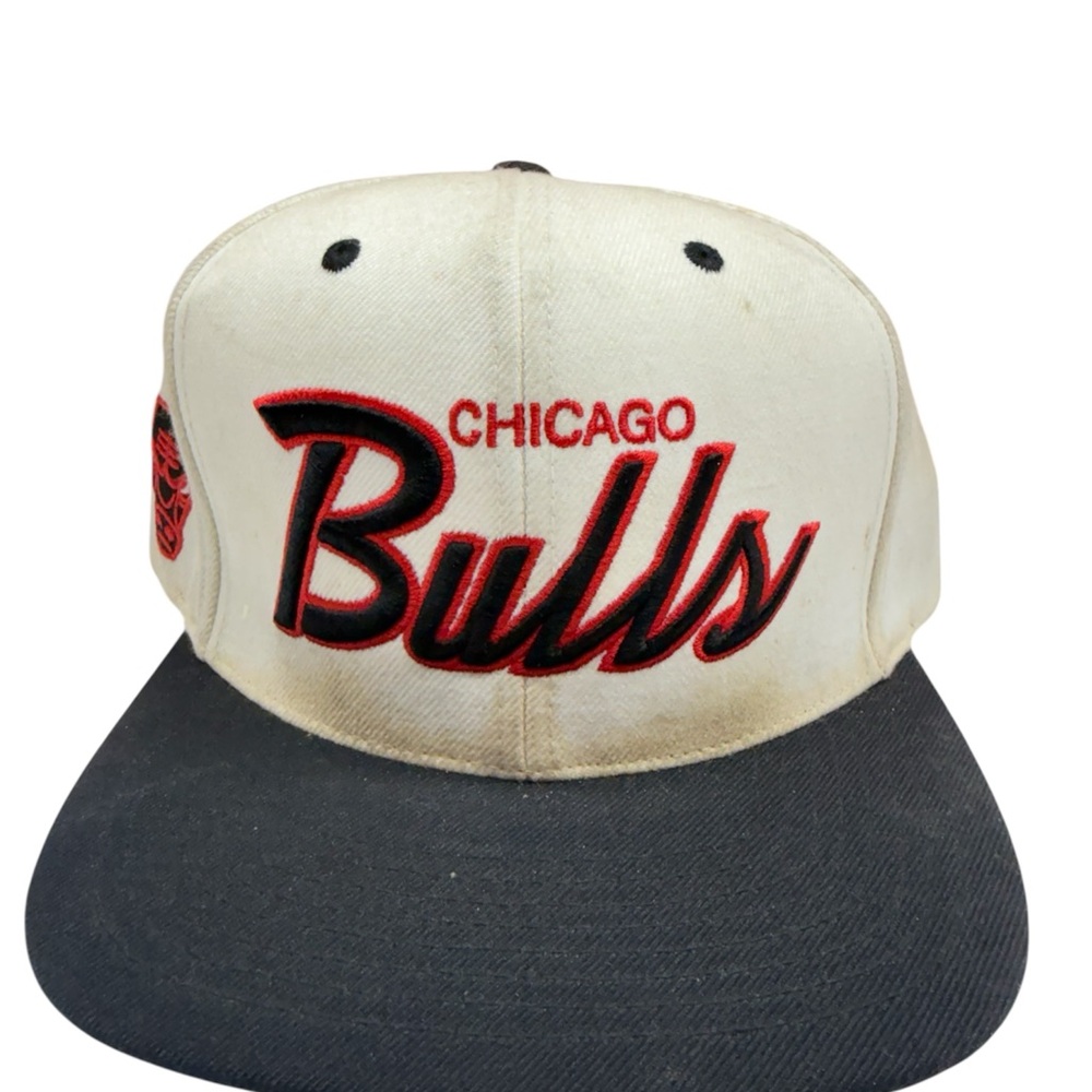 Mitchell & Ness Chicago Bulls Black and White Hat